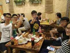 桦南烧烤加盟,学烧烤技术,开烧烤店多少钱疯狂烤翅加盟